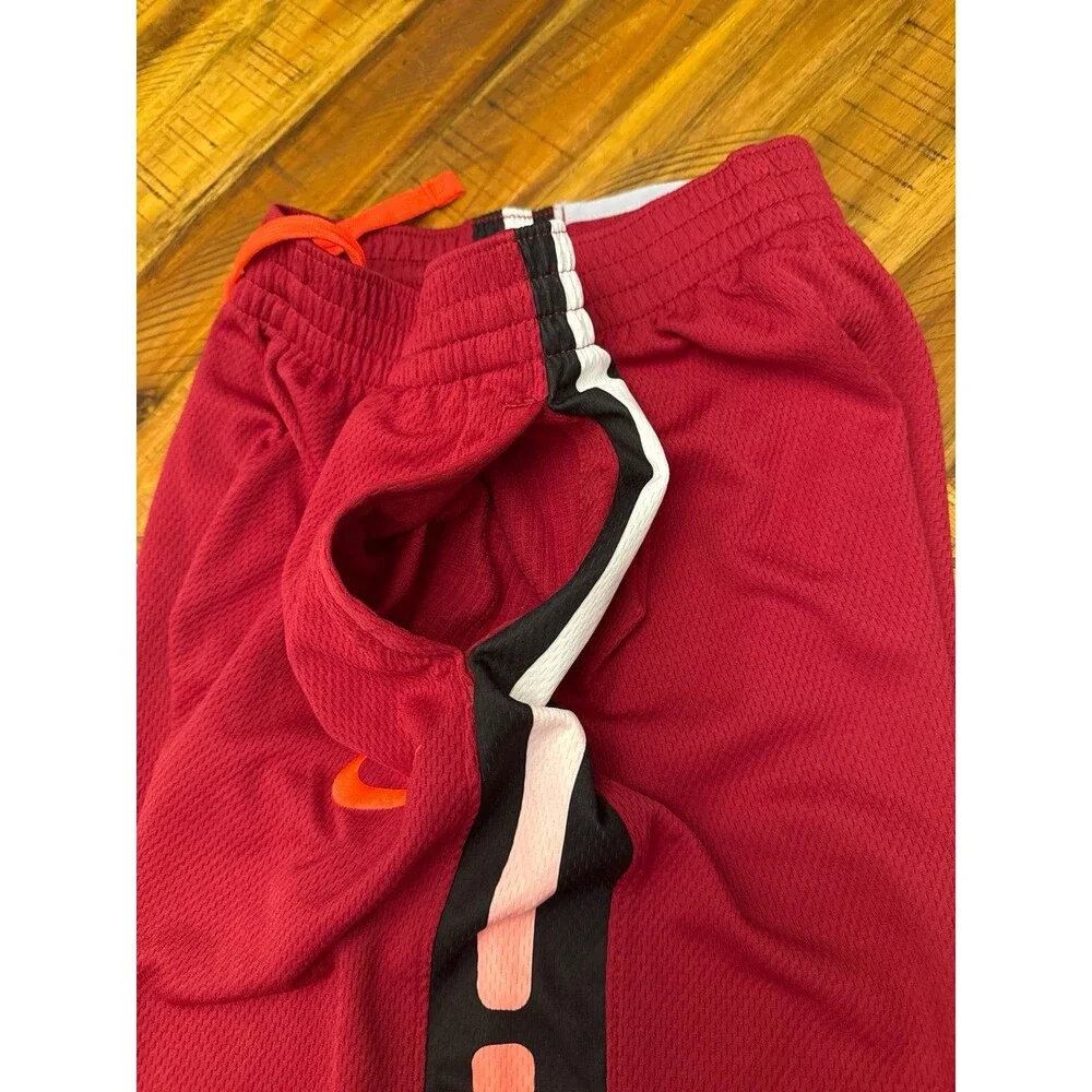 Nike Dri-FIT Elite Basketball Shorts Boys Youth XL Maroon Red Stripe